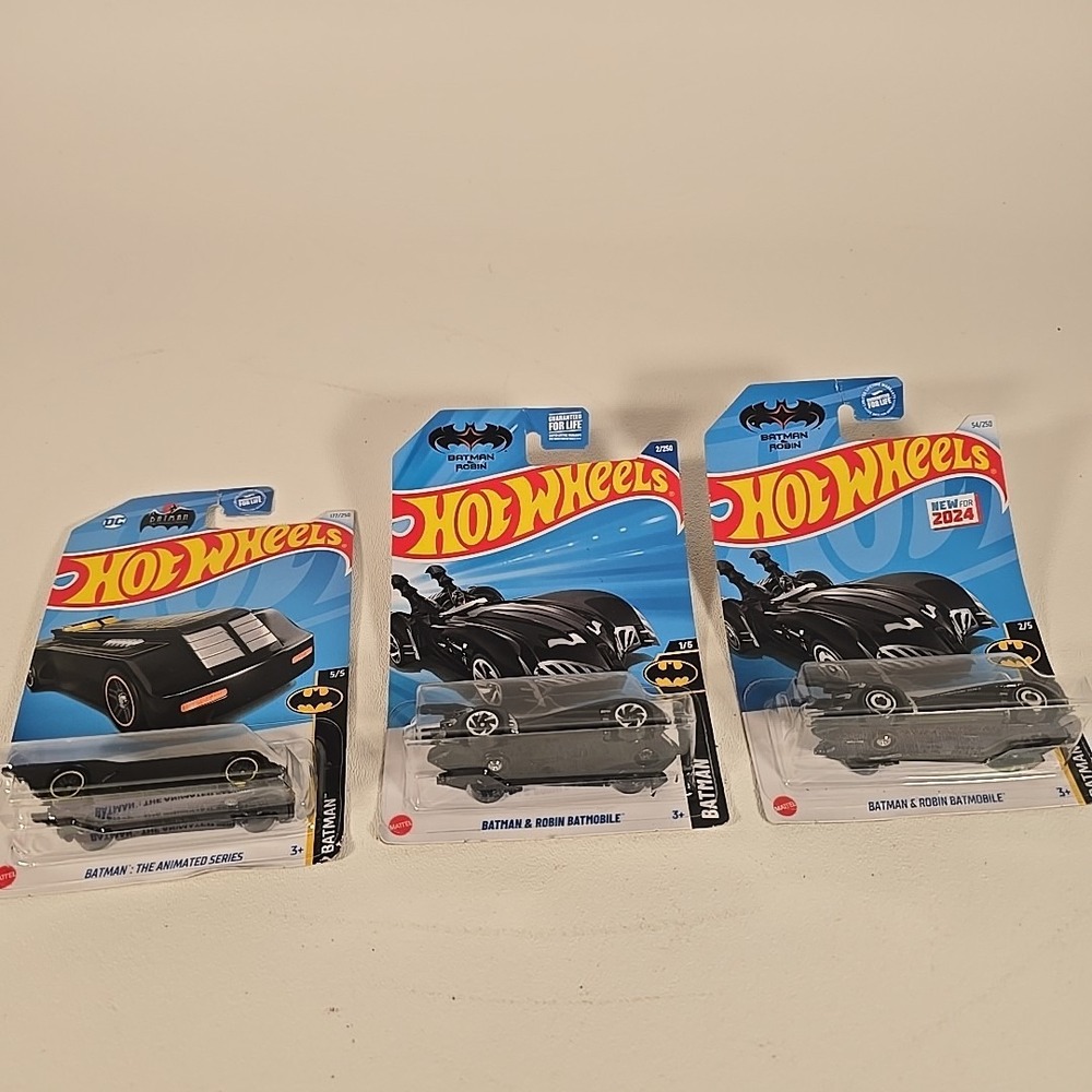 3 Hot Wheels #1/5, 2/5 & 5/5 Batman &‎ Robin Batmobile Black